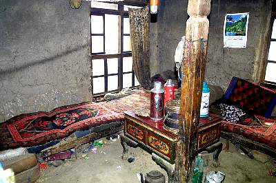 Kairen's_Tibet_221_2001-10-03 11.50.19 IMG_5484.JPG